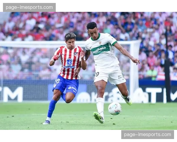 从全场被动到绝杀：记录格拉纳达对阵埃尔切比赛最后十分钟的戏剧性攻防